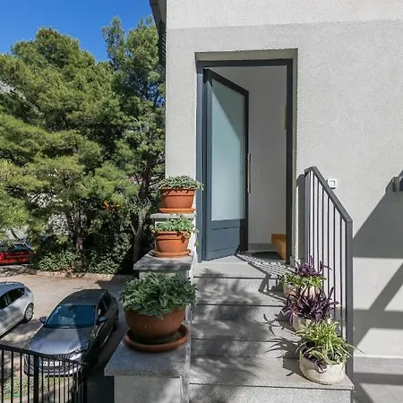 4+1 In The City Centre, Near The Beach * Makarska